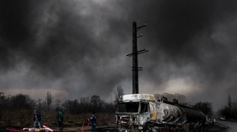 ਇਰਾਨ ਨੇ ‘ਹੋਰਮੁਜ਼ ਜਲਡਮਰੂ’  ਰਾਹੀਂ ਹੋਣ ਵਾਲੀ ਤੇਲ ਦੀ ਸਪਲਾਈ ਵਿੱਚ ਕੋਈ ਵੀ ਰੁਕਾਵਟ ਪਾਈ, ਤਾਂ : ਟਰੰਪ