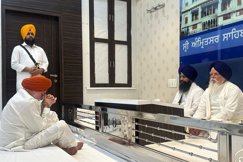 ‘ਜਾਗਤ ਜੋਤ ਸ੍ਰੀ ਗੁਰੂ ਗ੍ਰੰਥ ਸਾਹਿਬ ਸੋਧ ਐਕਟ’ ਨੂੰ ਲੈ ਕੇ ਜਥੇਦਾਰ ਵੱਲੋਂ ਸਰਕਾਰ ਨੂੰ 15 ਦਿਨਾਂ ਦਾ ਅਲਟੀਮੇਟਮ; ਤਬਦੀਲੀ ਦੀ ਮੰਗ