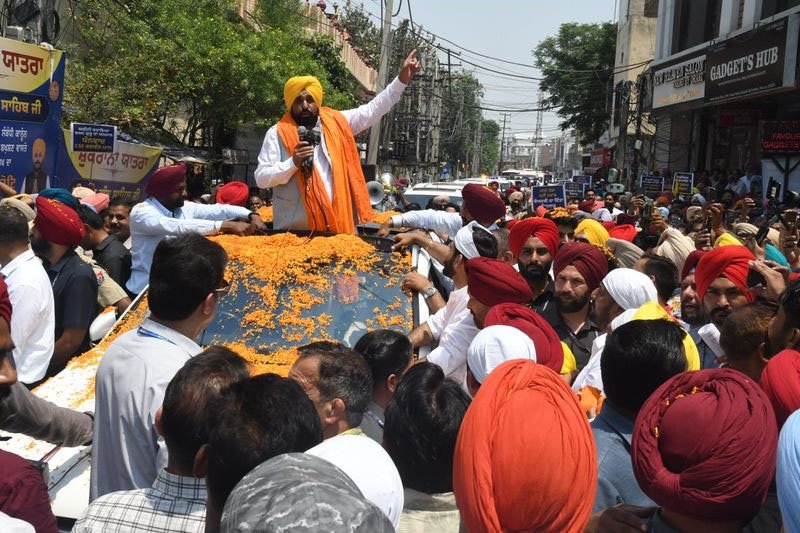 ਭਾਜਪਾ ਤੇ ਵਰੇ ਮੁੱਖ ਮੰਤਰੀ ਮਾਨ; ‘ਦੇਸ਼ ਭਗਤੀ ਦੇ ਸਰਟੀਫਿਕੇਟ ਵੰਡਣ ਤੋਂ ਪਹਿਲਾਂ ਆਪਣਾ ਇਤਿਹਾਸ ਦੇਖੋ’
